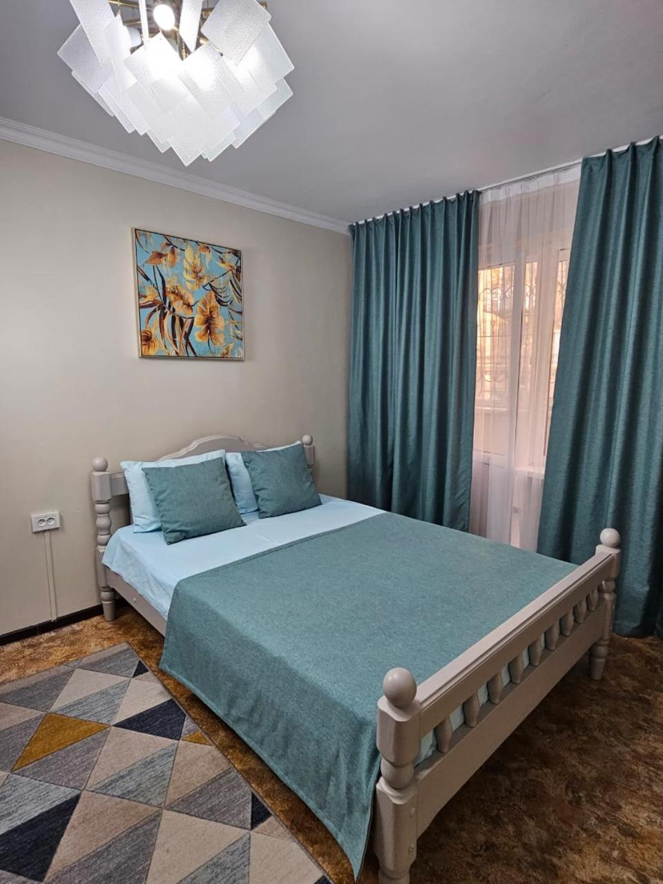 Апартаменты На Улице Клочкова, 128 Almaty Extérieur photo